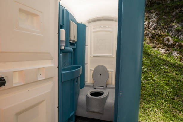 Best Restroom trailer rental cost  in West Columbia, TX